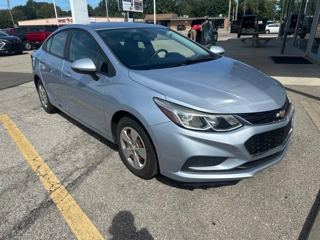 Used 2017 Chevrolet Cruze LS FWD image 2
