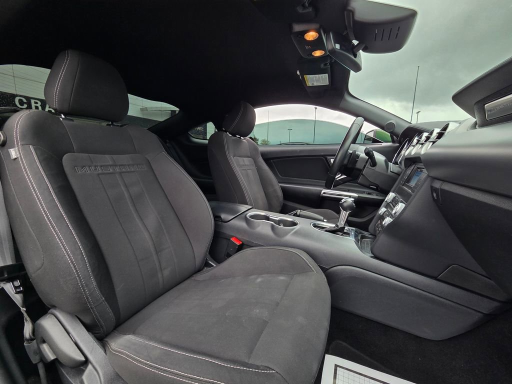 Used 2022 Ford Mustang GT image 25