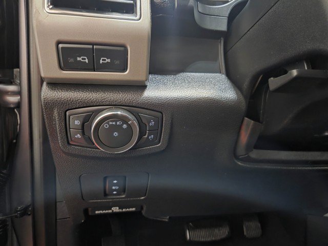 Used 2020 Ford F250 Lariat w/ Lariat Value Package AWD/4WD image 43