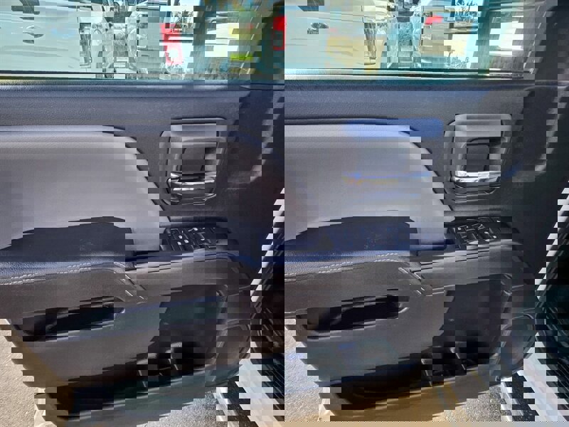 Used 2015 Chevrolet Silverado 3500 W/T image 20