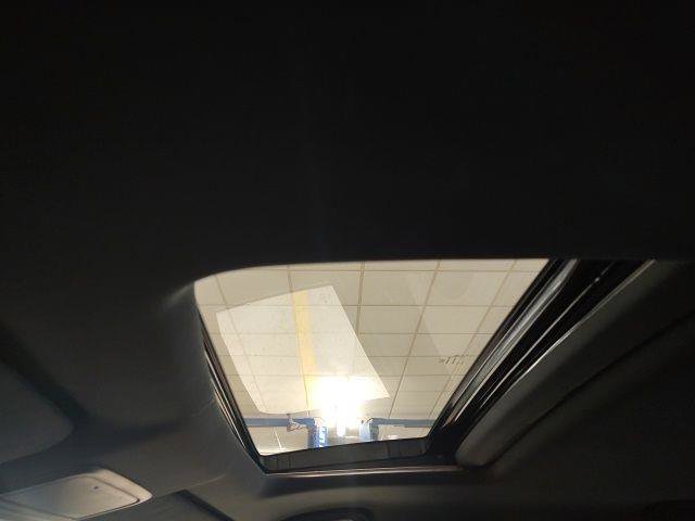 Used 2023 Honda Passport EX-L image 6