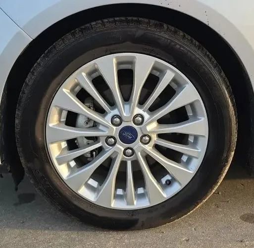 Used 2017 Ford C-MAX SE image 41