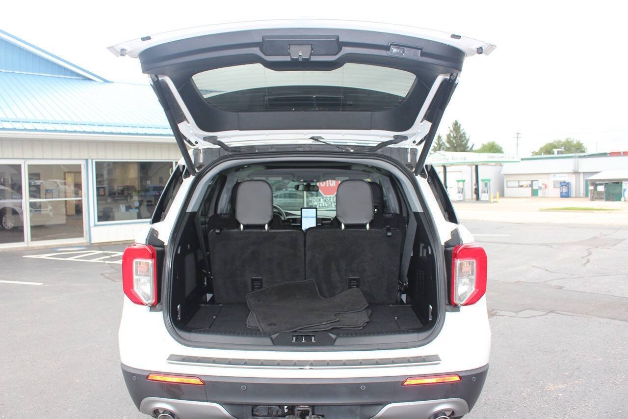 Used 2024 Ford Explorer Limited w/ Limited Technology Package AWD/4WD image 6