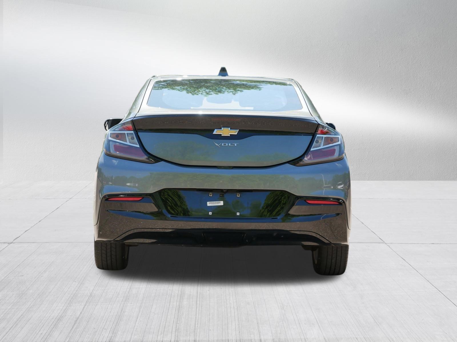 Used 2016 Chevrolet Volt LT w/ Comfort Package FWD image 6