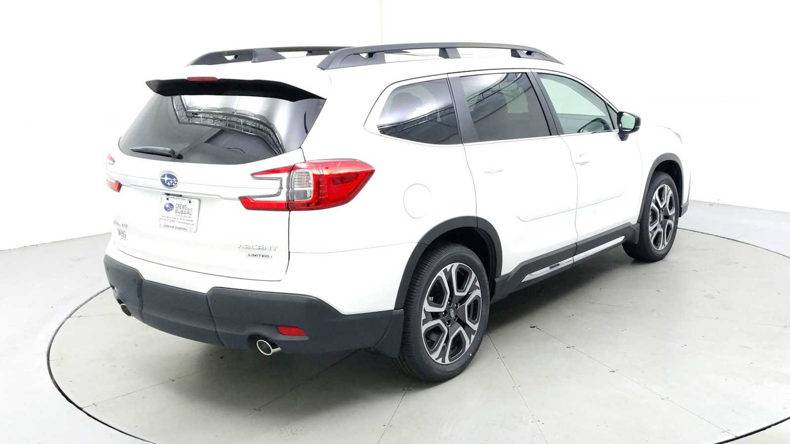 New 2025 Subaru Ascent Limited image 10