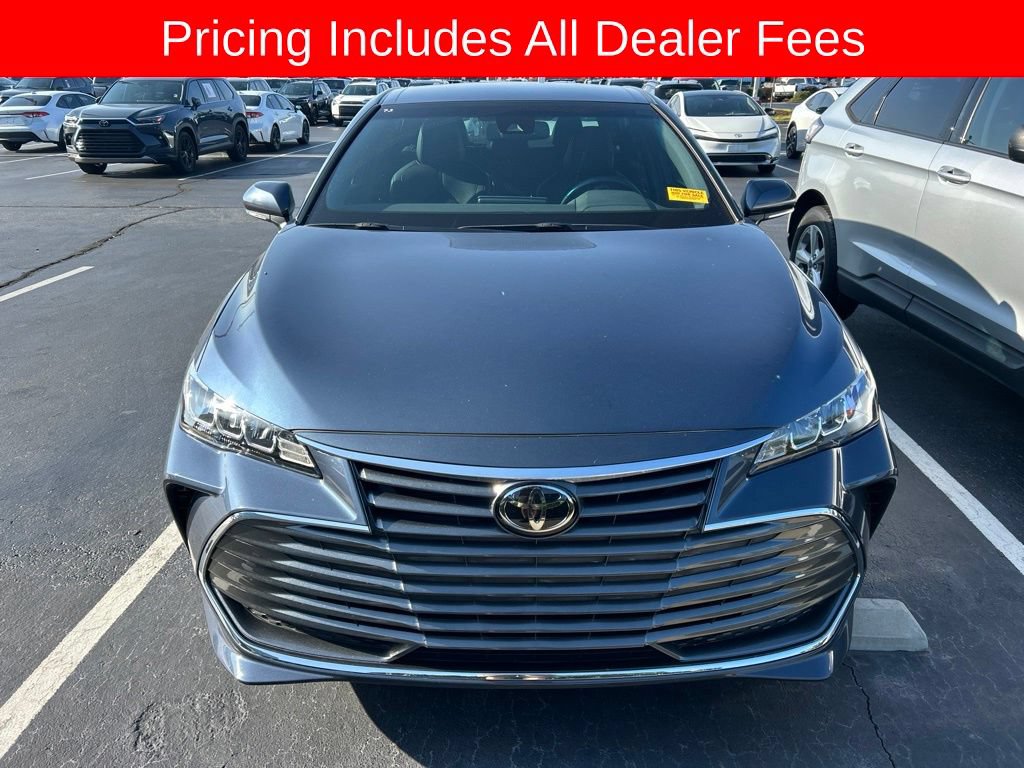 Used 2020 Toyota Avalon XLE FWD image 11