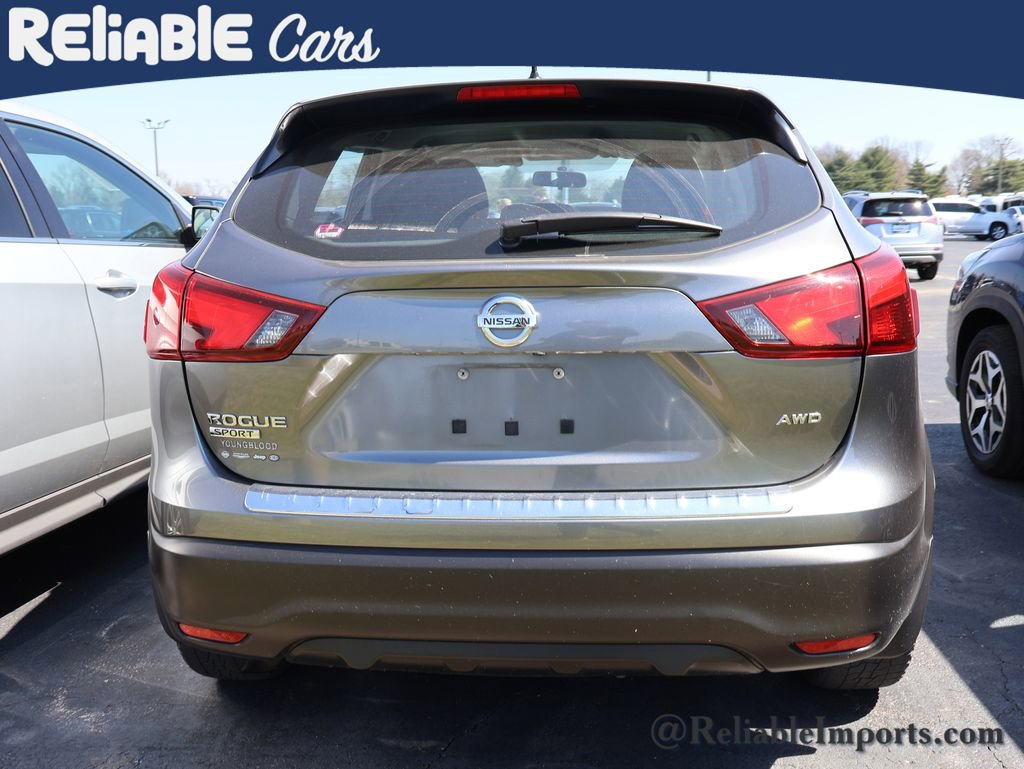Used 2017 Nissan Rogue Sport S w/ S Appearance Package image 18