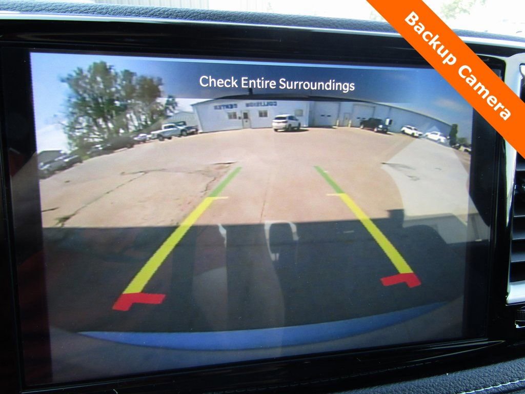 New 2026 Chrysler Pacifica Select image 16