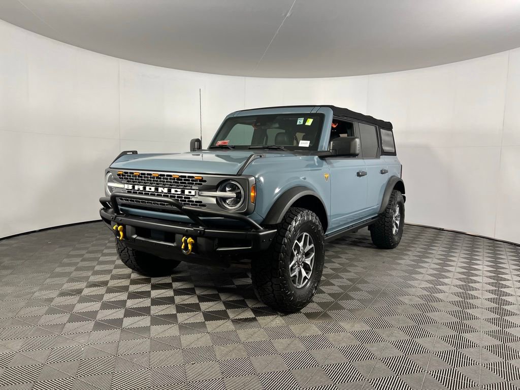 Used 2022 Ford Bronco Badlands image 4