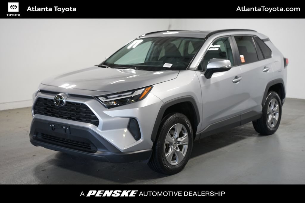 Used 2024 Toyota RAV4 XLE FWD image 1