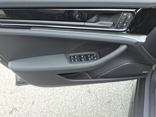 New 2026 Porsche Panamera 4 image 23
