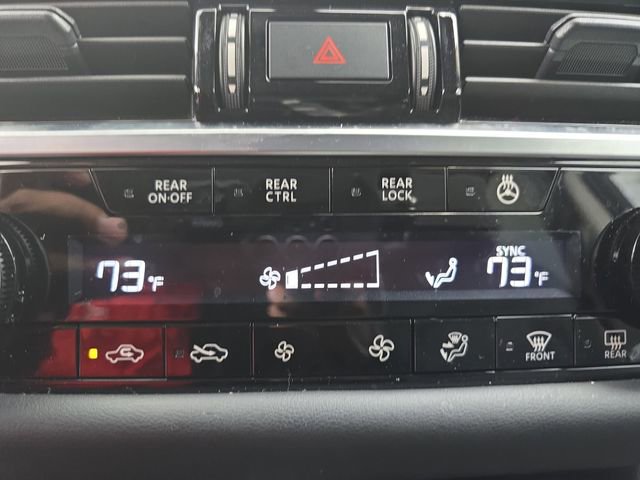 Used 2024 Nissan Pathfinder Platinum image 37