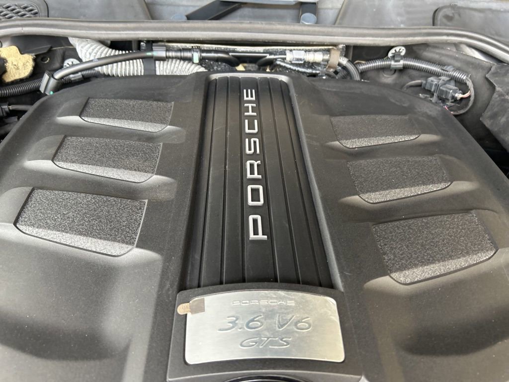 Used 2016 Porsche Cayenne GTS image 12
