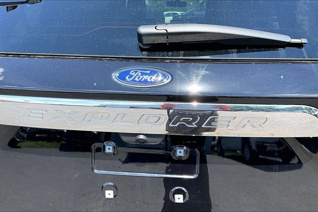 Used 2022 Ford Explorer King Ranch w/ Technology Package AWD/4WD image 26