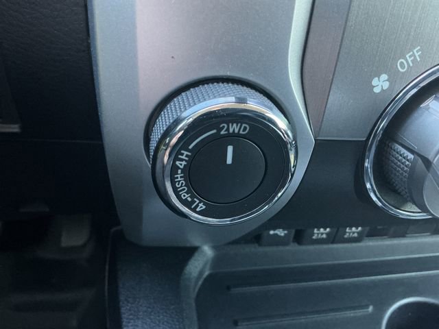 Used 2020 Toyota Tundra SR5 w/ SR5 Upgrade Package image 20