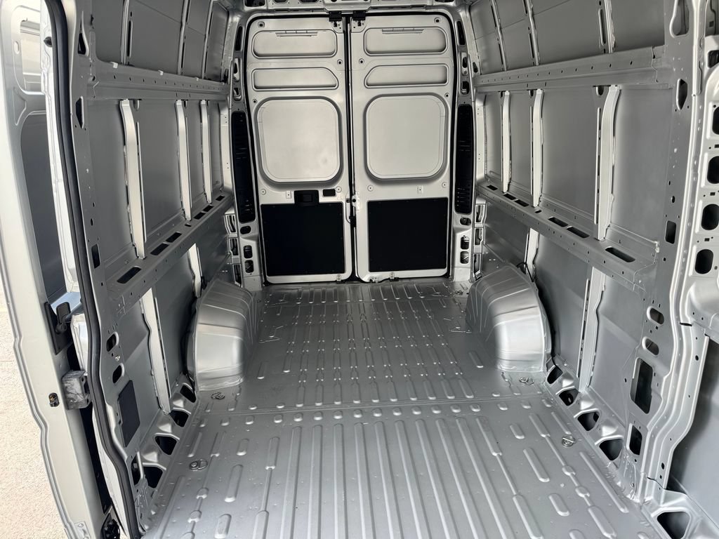 New 2026 RAM ProMaster 3500 w/ Quick Order Package 22H SLT+ FWD image 12