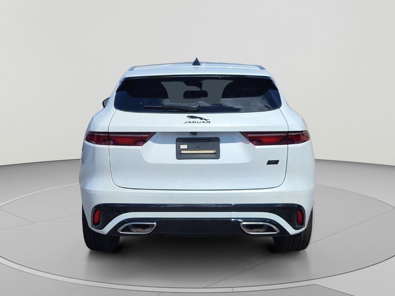 New 2026 Jaguar F-PACE R-Dynamic S AWD/4WD image 4