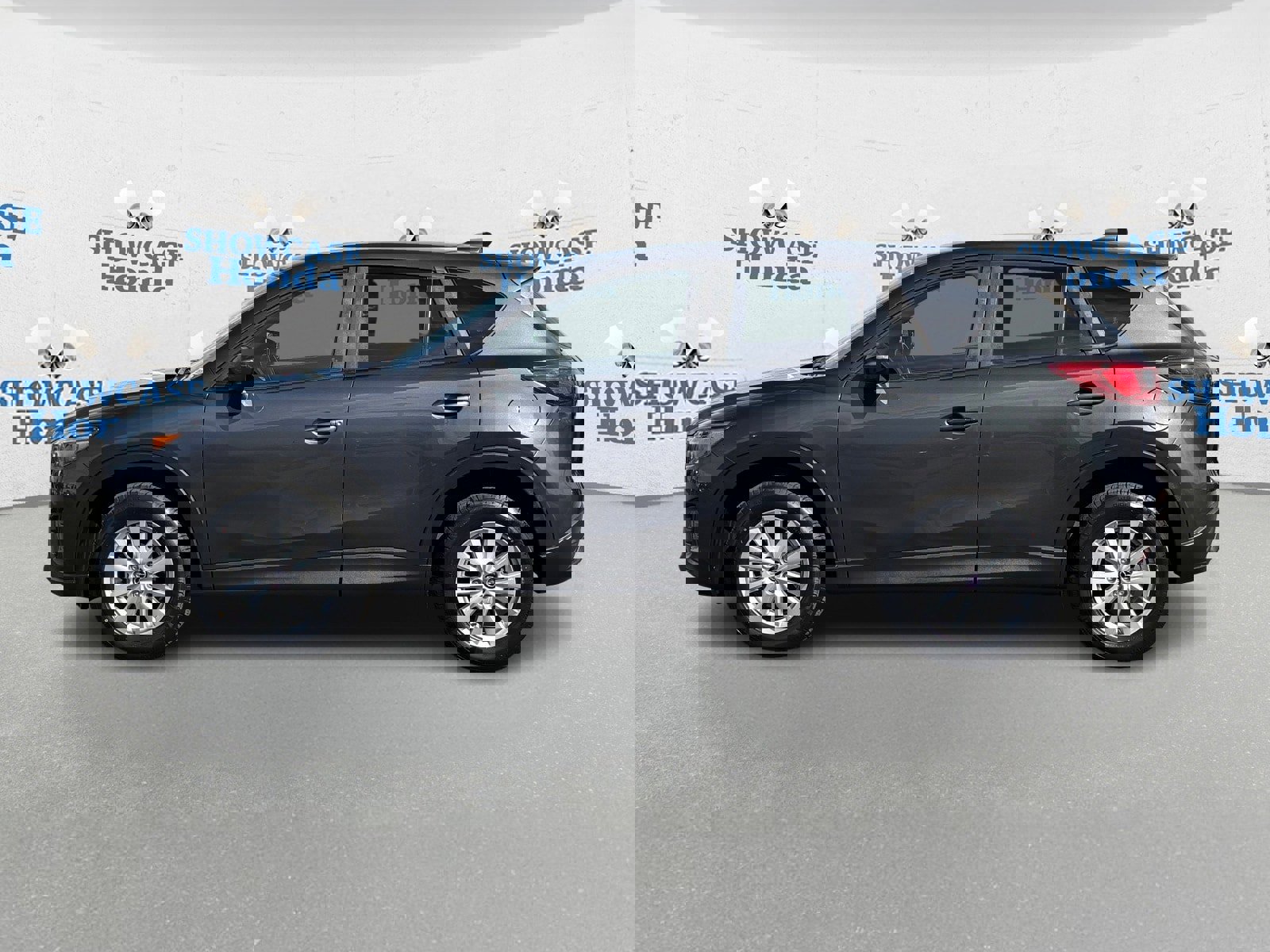 Used 2016 MAZDA CX-5 Touring w/ Touring Technology Package image 2