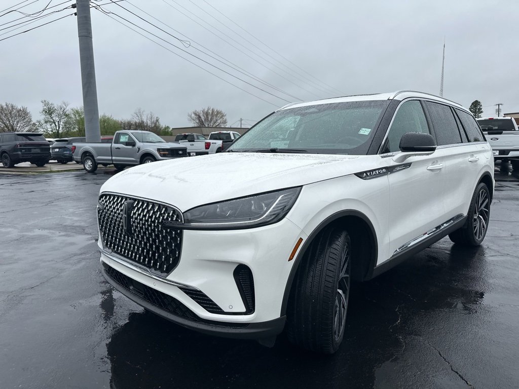 New 2025 Lincoln Aviator Reserve w/ Equipment Group 201A image 32