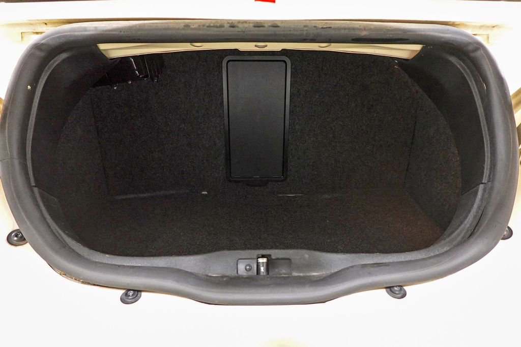 Used 2009 Volkswagen Beetle S image 19