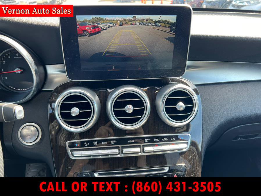 Used 2019 Mercedes-Benz GLC 300 4MATIC image 25