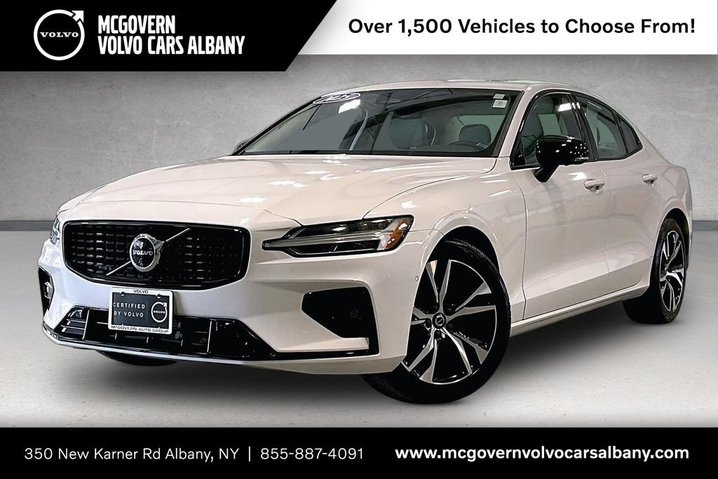 Certified 2025 Volvo S60 B5 Plus AWD/4WD image 1