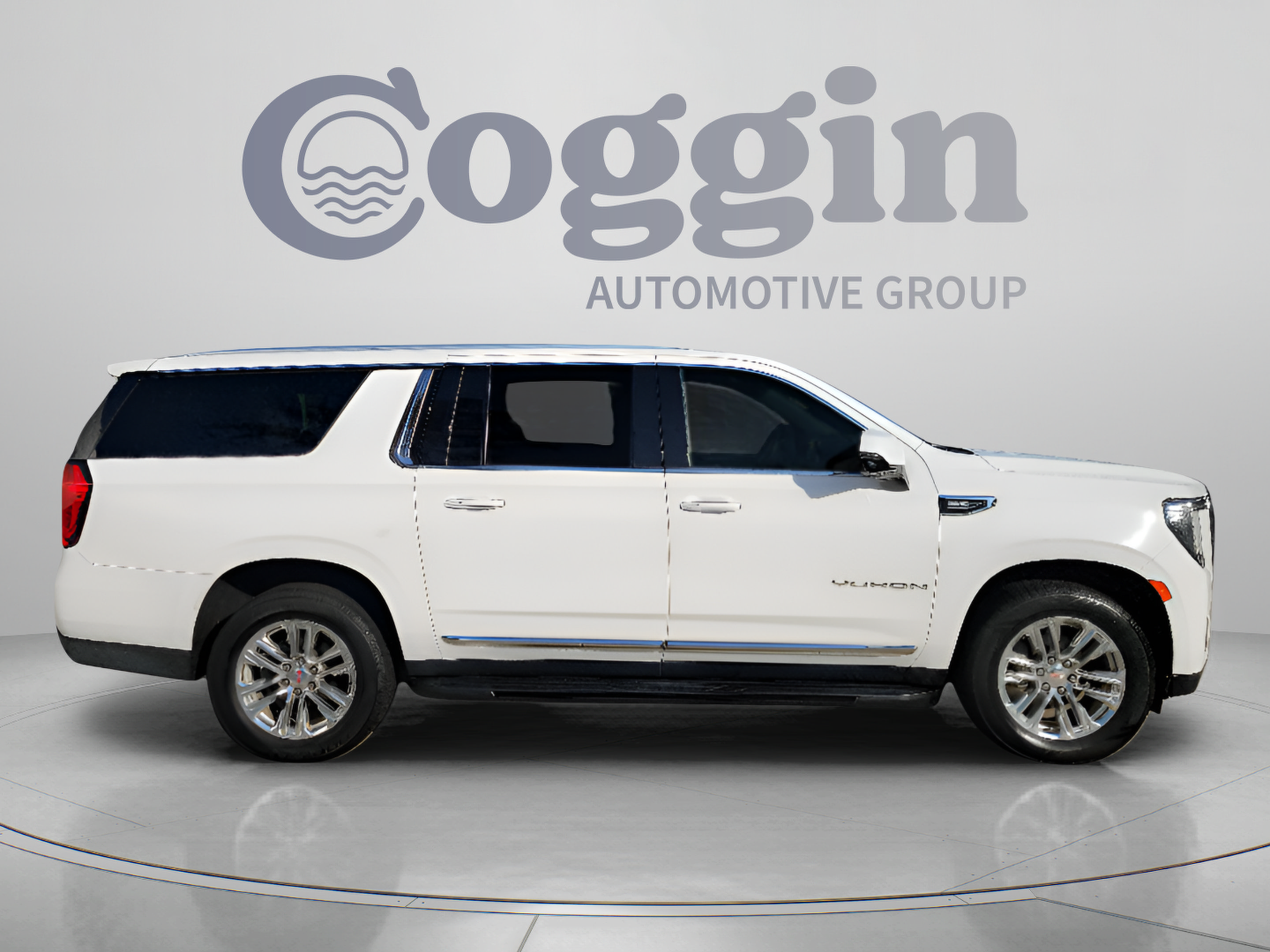 Used 2022 GMC Yukon XL SLT w/ SLT Luxury Package AWD/4WD image 5