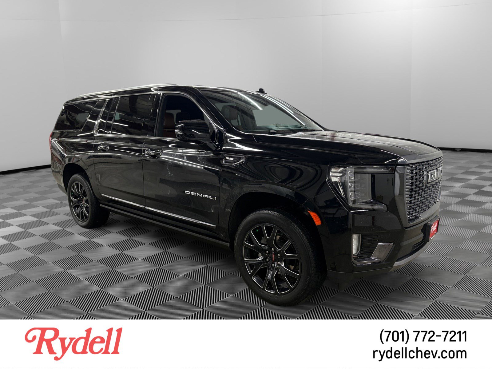 Used 2024 GMC Yukon XL Denali Ultimate image 7