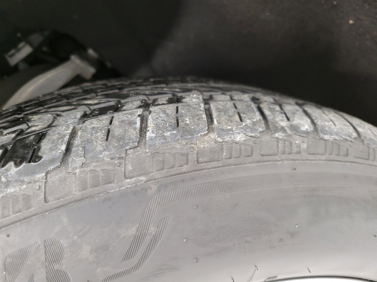 Certified 2023 Cadillac Escalade ESV Premium Luxury image 5