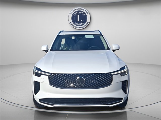 New 2025 Volvo XC90 B6 Plus w/ Protection Package Premier image 2