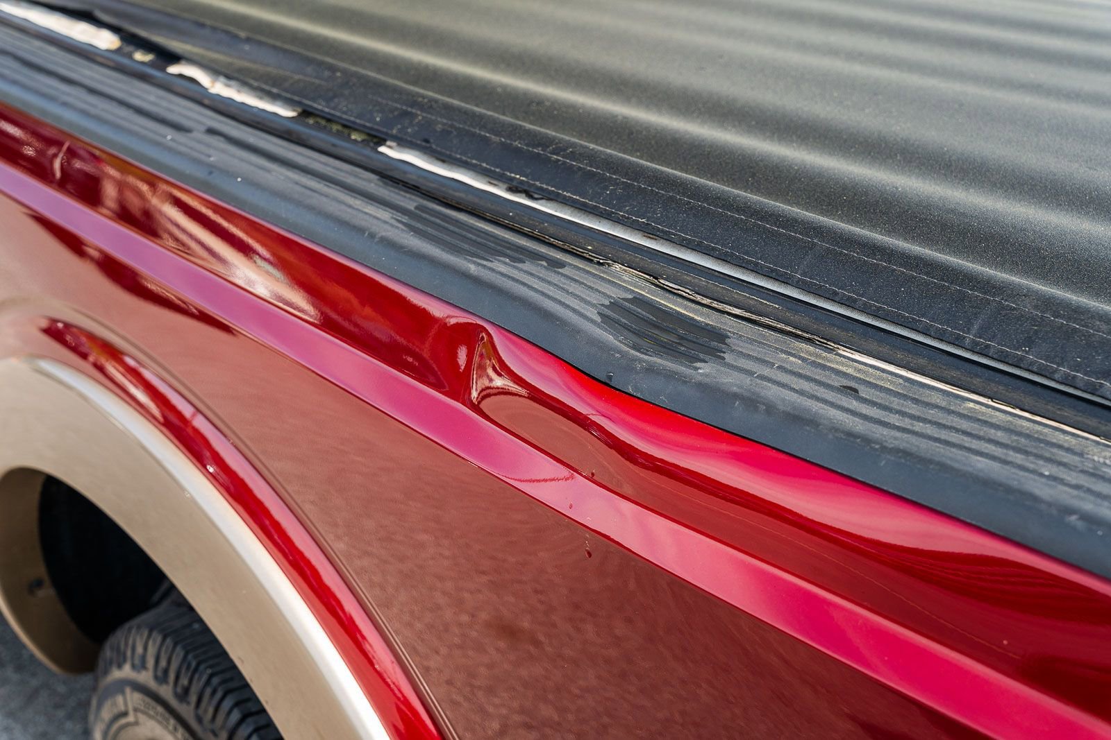 Used 2014 Ford F250 Lariat w/ Lariat Ultimate Package image 16