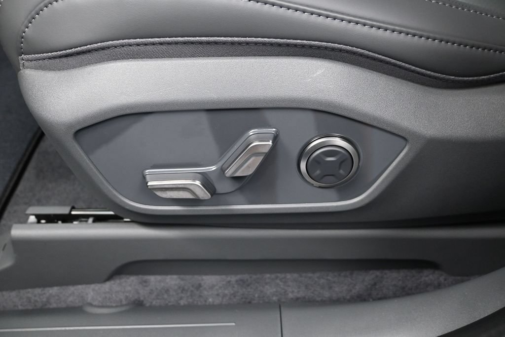 New 2026 Kia EV9 Wind AWD/4WD image 12