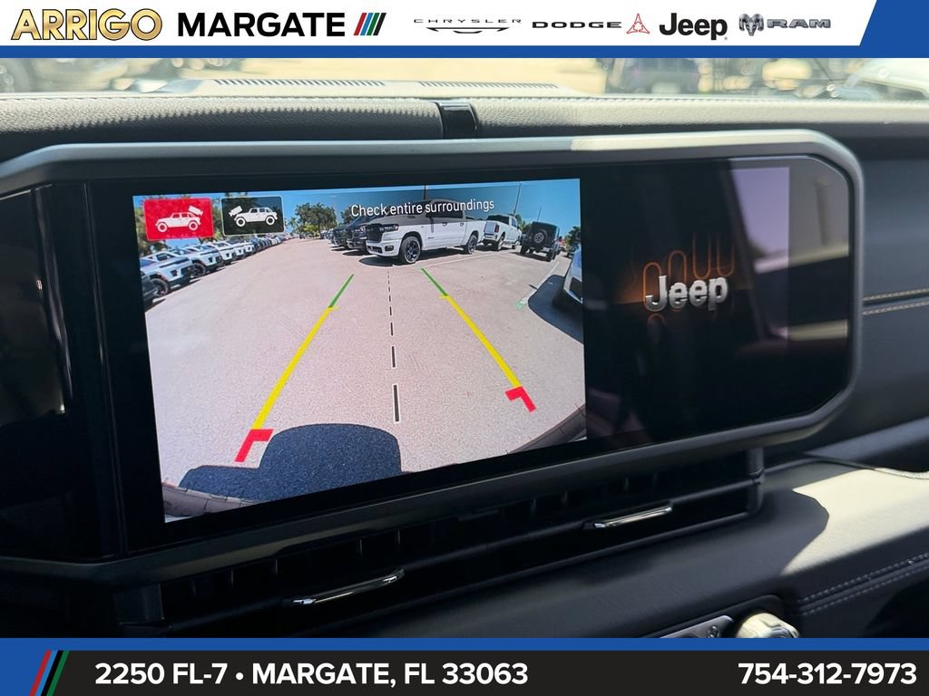 New 2026 Jeep Wrangler Unlimited Sahara AWD/4WD image 24