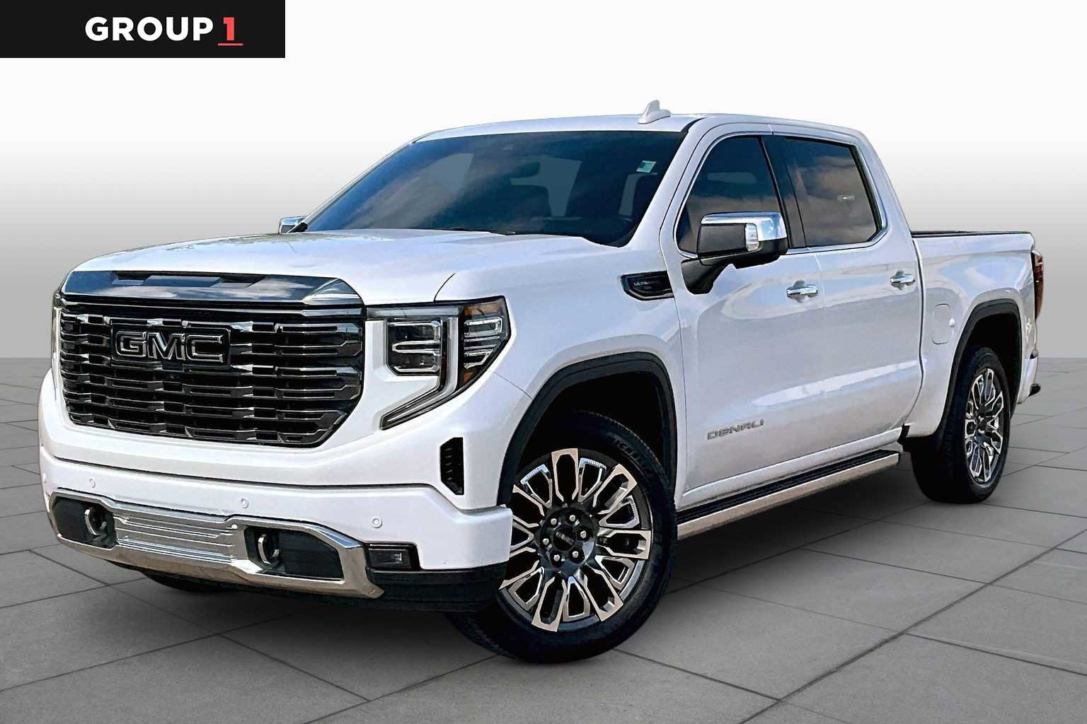 Used 2023 GMC Sierra 1500 Denali Ultimate AWD/4WD image 1