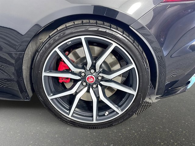 Used 2023 Jaguar F-TYPE R image 27