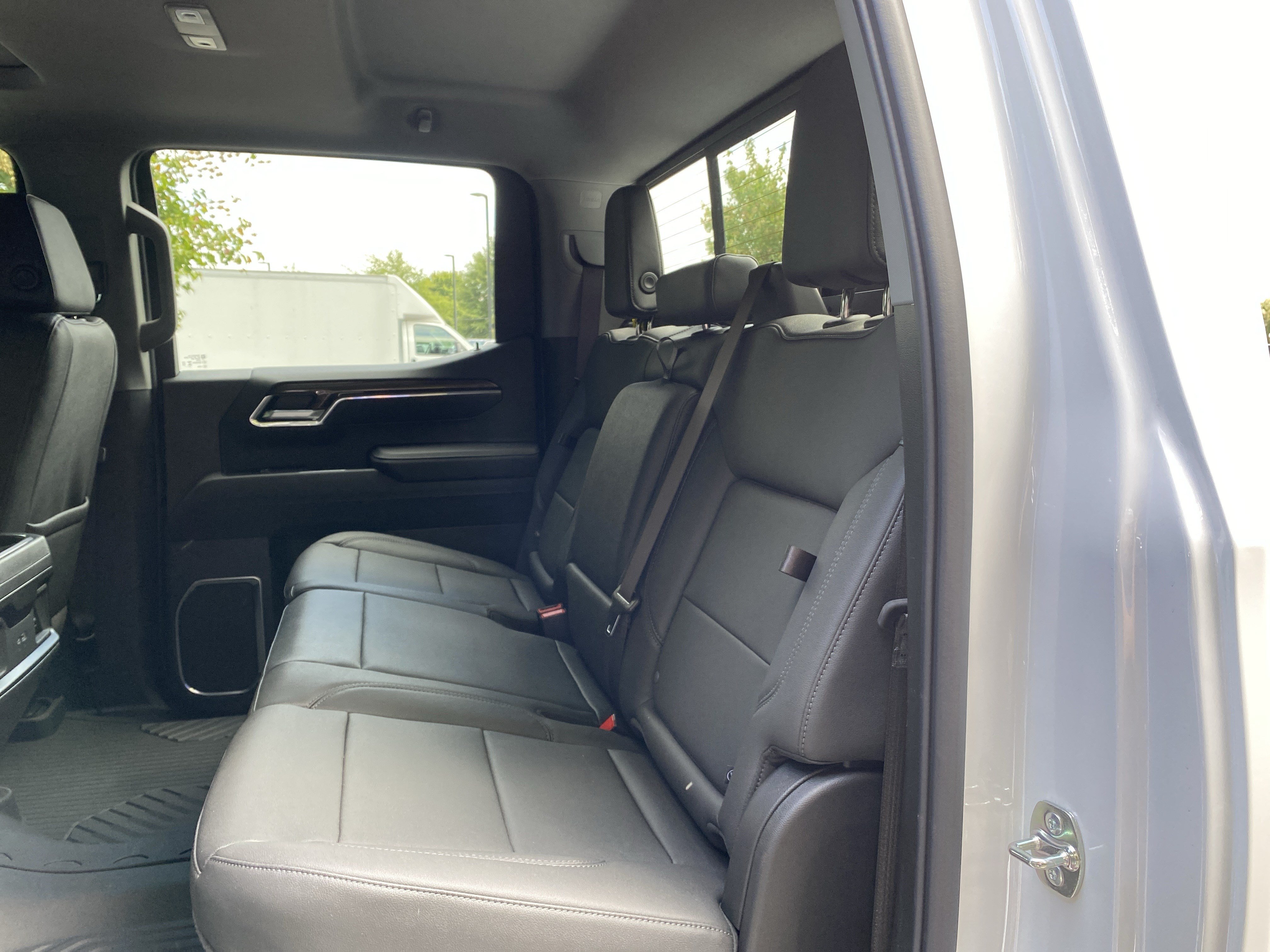 New 2026 Chevrolet Silverado 1500 LT Trail Boss w/ Convenience Package II AWD/4WD image 38