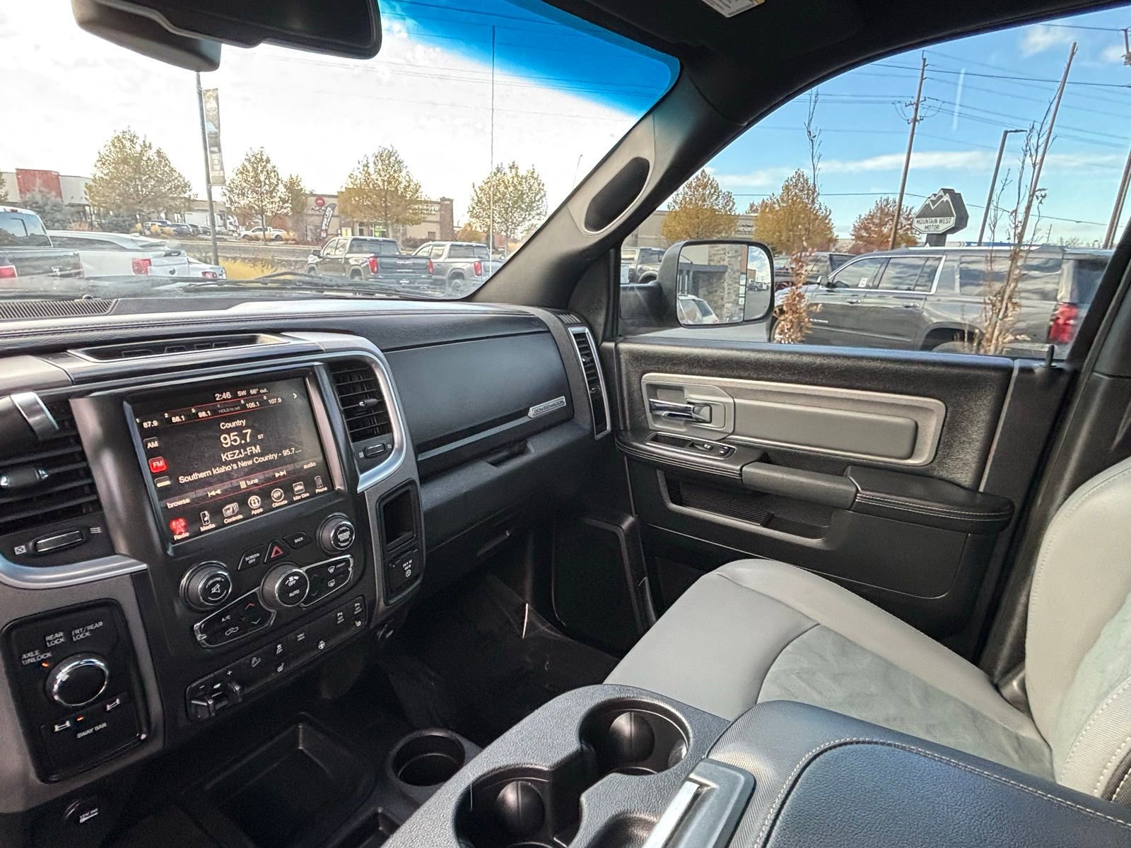 Used 2017 RAM 2500 Power Wagon w/ Comfort Group AWD/4WD image 15