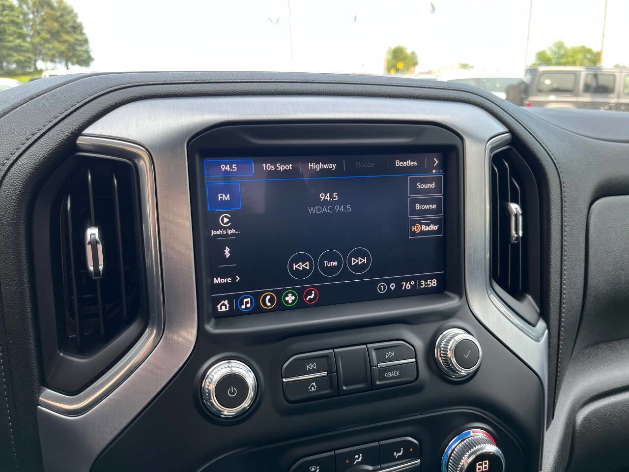 Used 2021 GMC Sierra 1500 Elevation w/ Preferred Package image 30