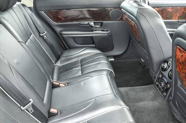 Used 2011 Jaguar XJ L RWD image 24