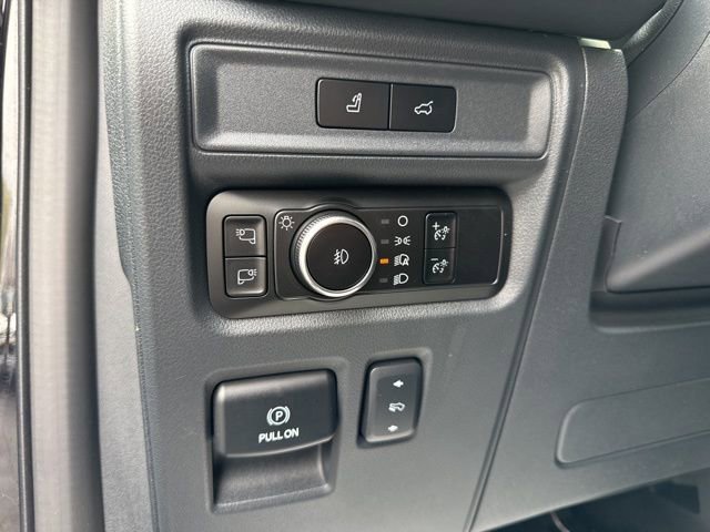 Used 2024 Ford Expedition Max Platinum AWD/4WD image 7