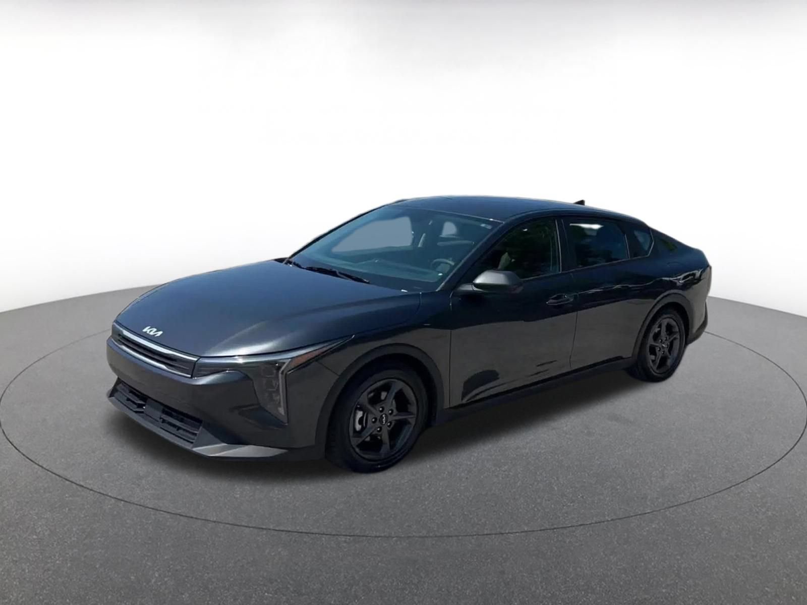 Used 2025 Kia K4 FWD image 4