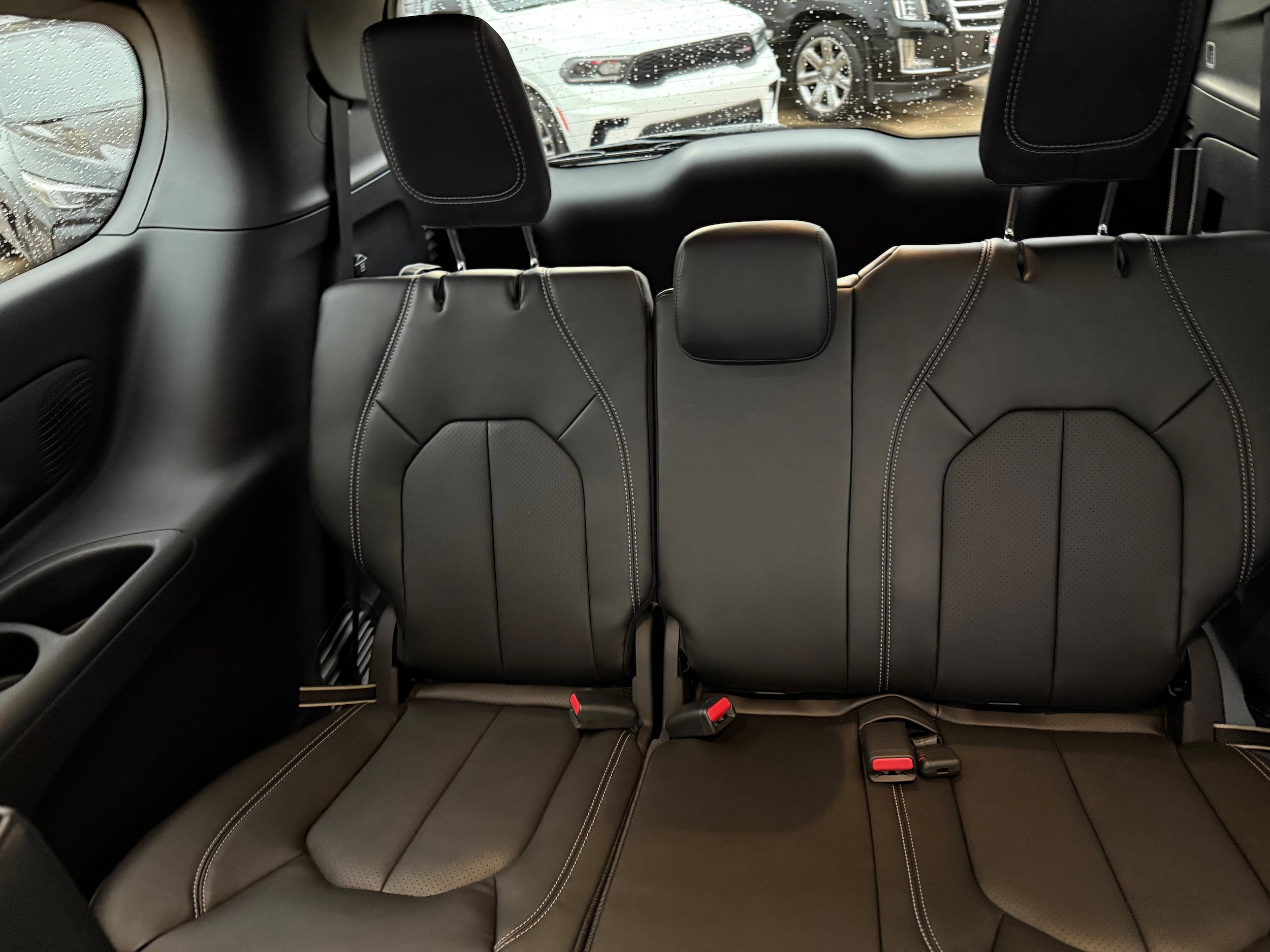 New 2026 Chrysler Pacifica Select image 12