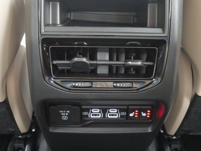 New 2025 Jeep Grand Cherokee Limited w/ Luxury Tech Group II AWD/4WD image 26