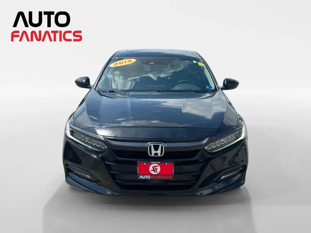 Used 2018 Honda Accord Touring image 8