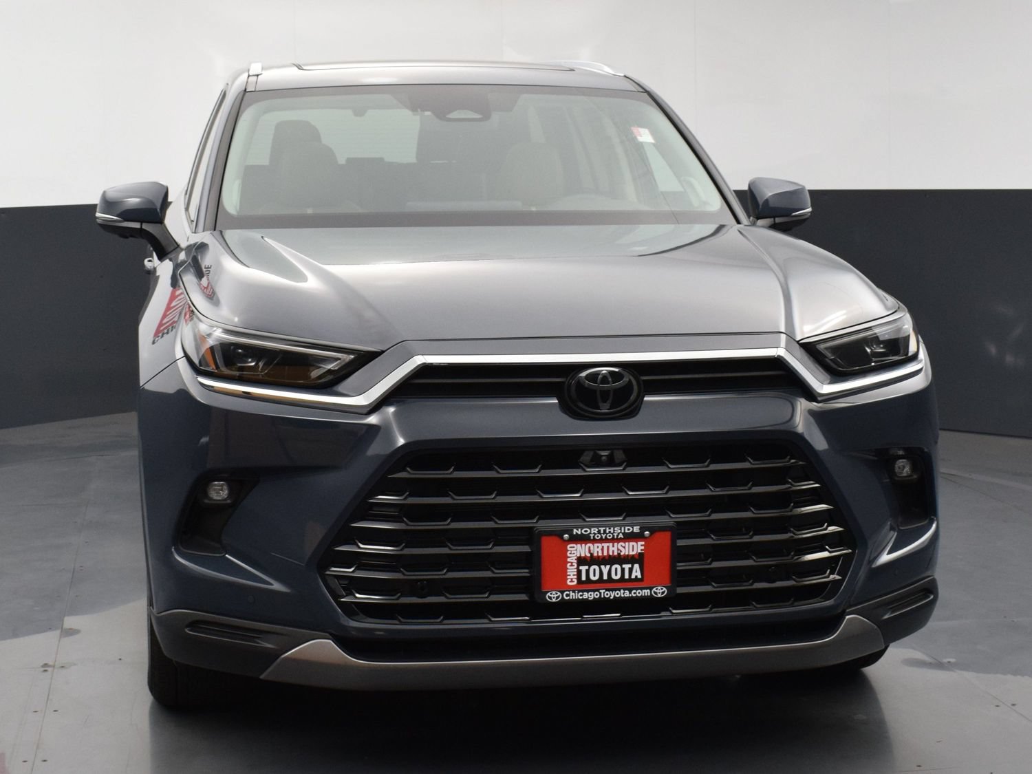 Used 2025 Toyota Grand Highlander AWD image 7