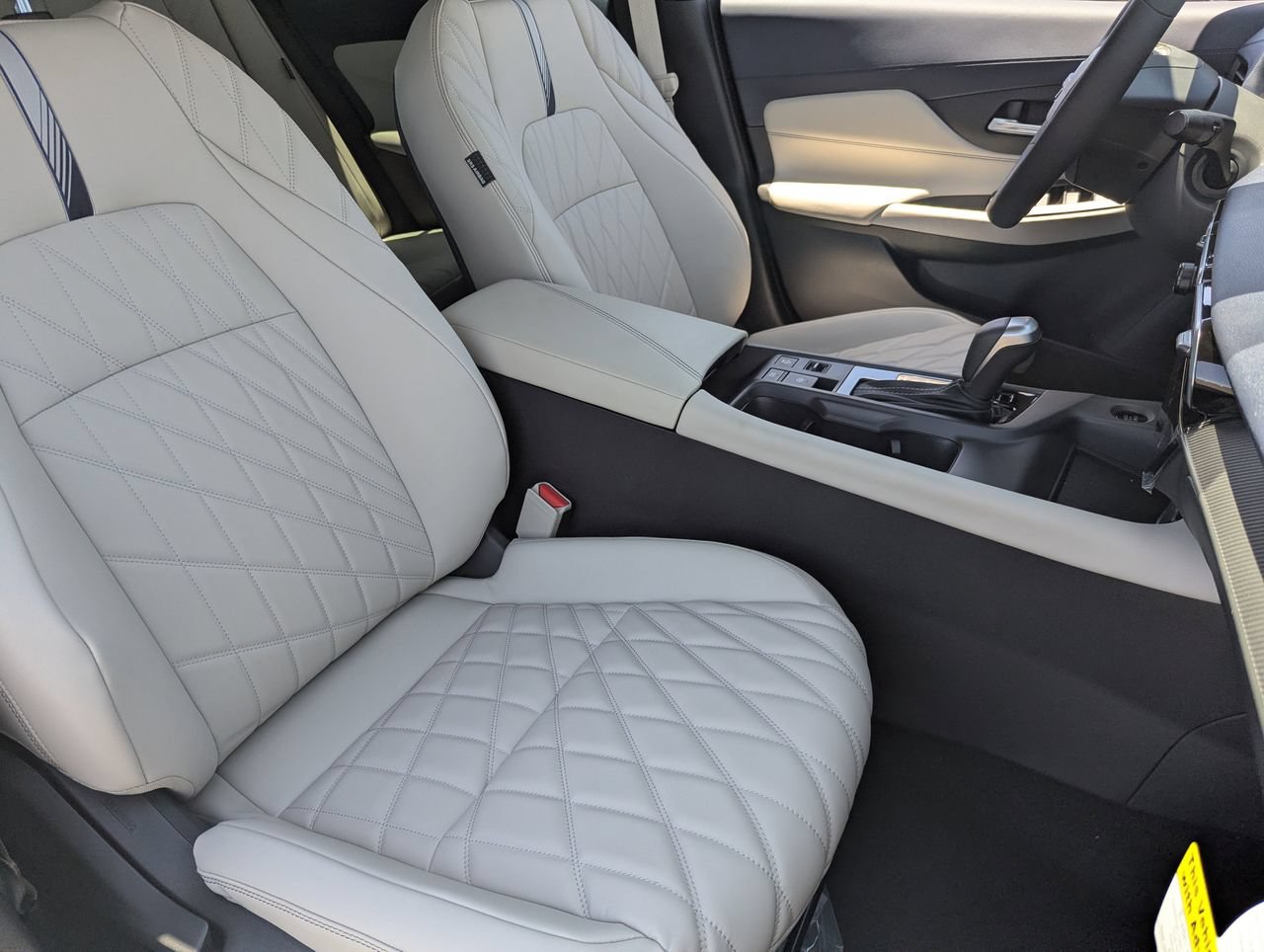 New 2026 Nissan Sentra SL w/ Floor Mat Package FWD image 26