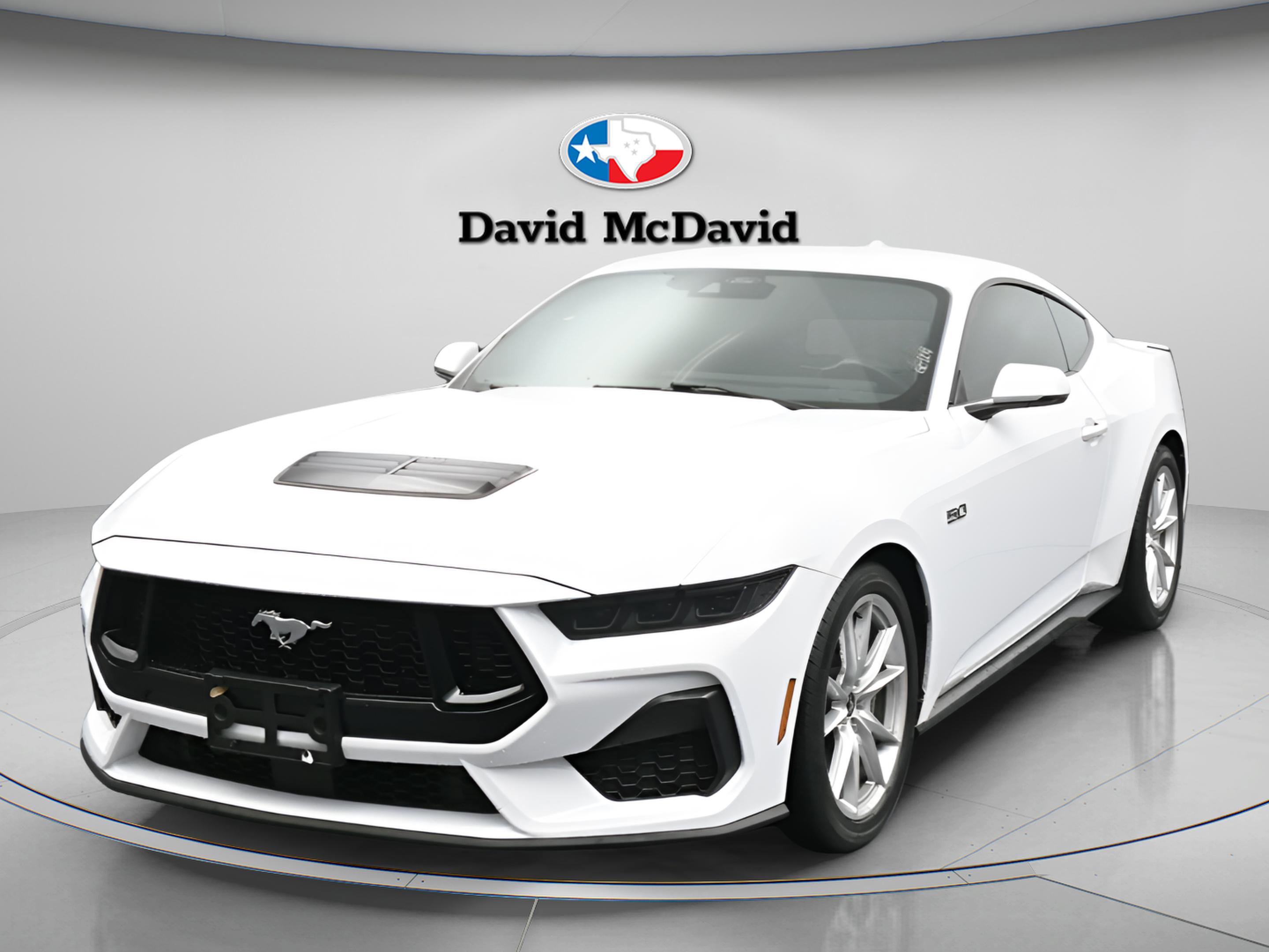 Used 2025 Ford Mustang GT Premium RWD image 4