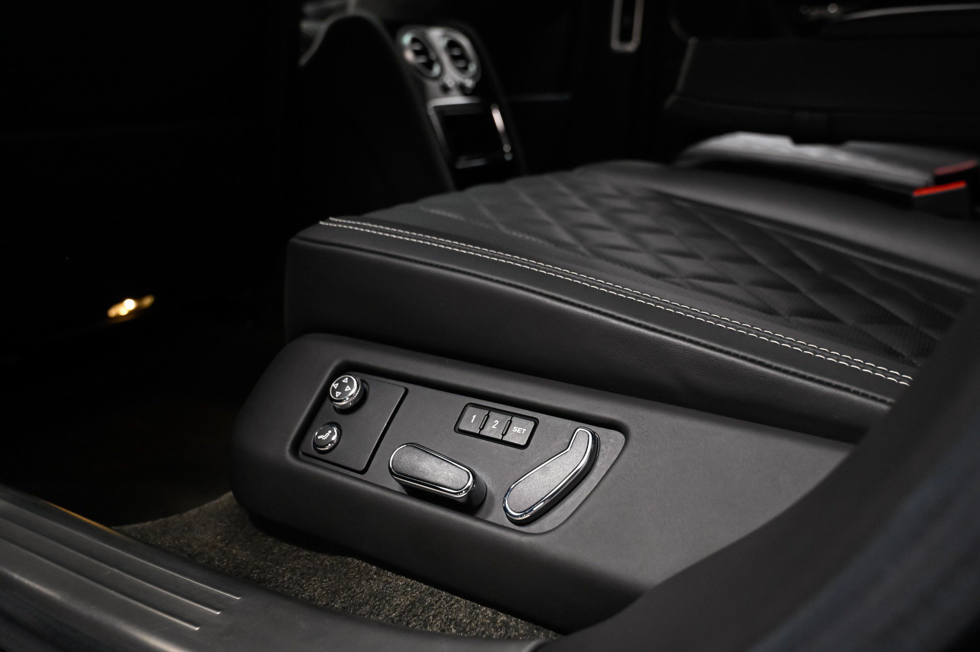 Used 2017 Bentley Flying Spur S V8 AWD/4WD image 41