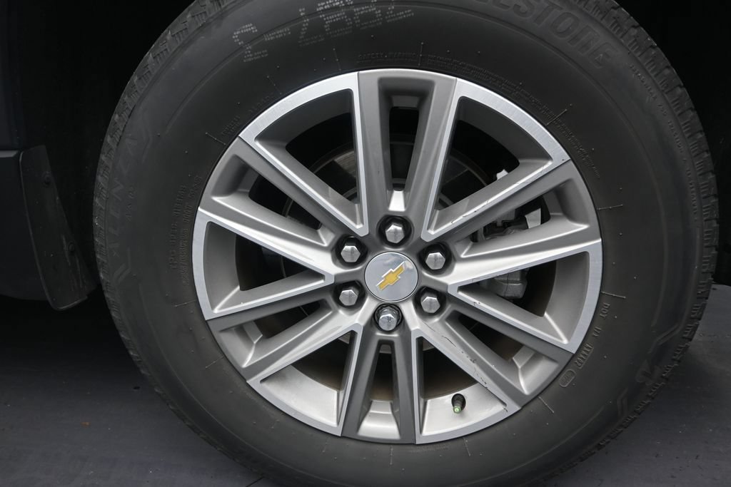 Used 2023 Chevrolet Traverse LT FWD image 10