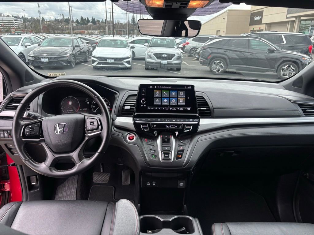 Used 2025 Honda Odyssey Sport-L image 6